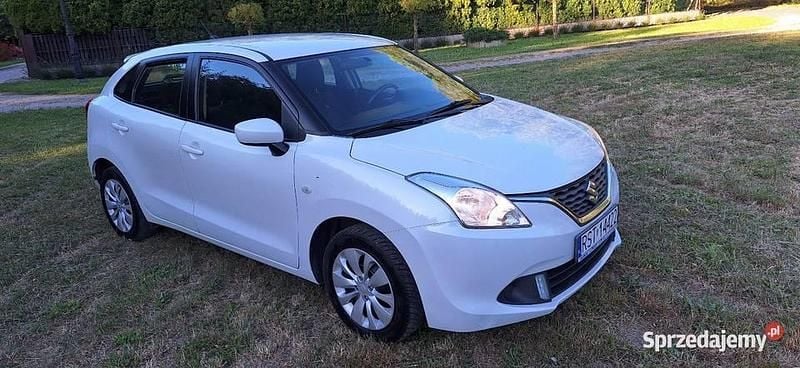 Używany Suzuki Baleno 90 KM (66 kW) 2017 Biały Hatchback