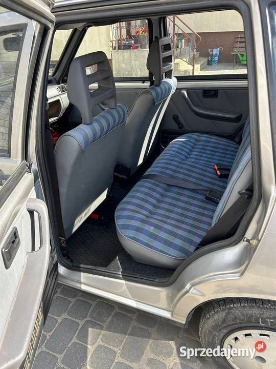 Używany Fiat Uno 2000 Srebrny Hatchback