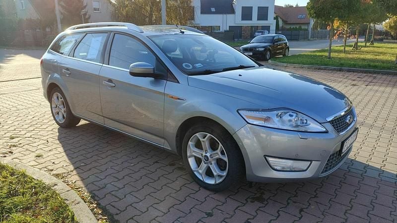 Niebieski Używany 2010 Ford Mondeo Kombi | 12 500 zł (Uczciwa cena) - Obraz 1/4