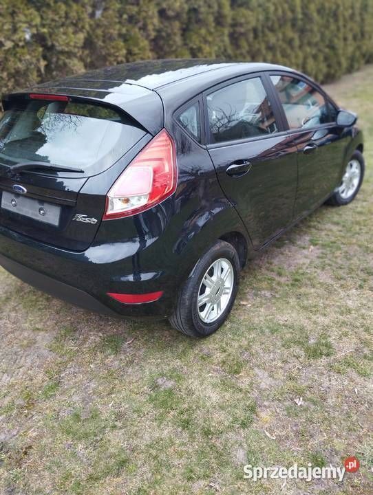 Czarny Używany 2014 Ford Fiesta Hatchback | 30 900 zł (Drogi) - Obraz 1/4