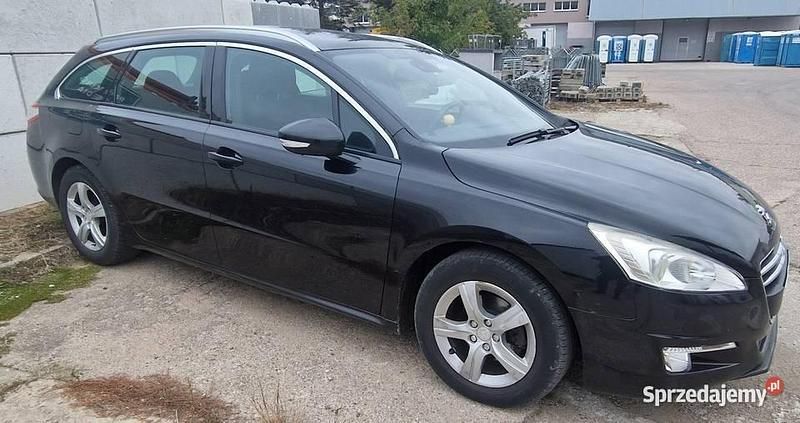 Czarny Używany 2011 Peugeot 508 Kombi | 15 500 zł (Dość drogi) - Obraz 1/4