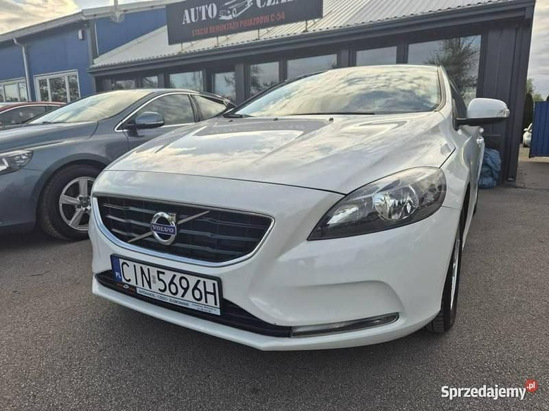 Biały Używany 2013 Volvo V40 Kombi | 33 900 zł (Dobra cena) - Obraz 1/4
