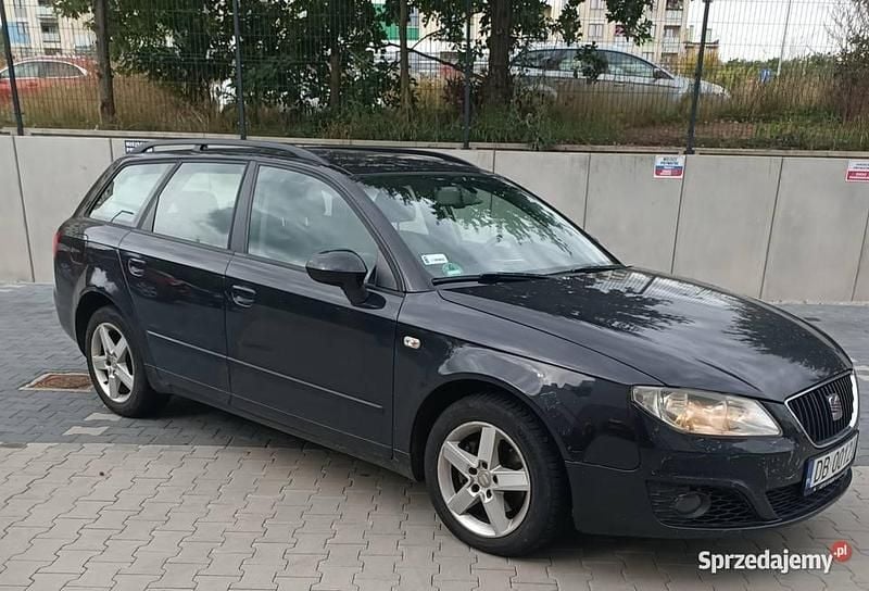 Czarny Używany 1999 Seat Exeo Kombi | 11 000 zł (Dobra cena) - Obraz 1/4