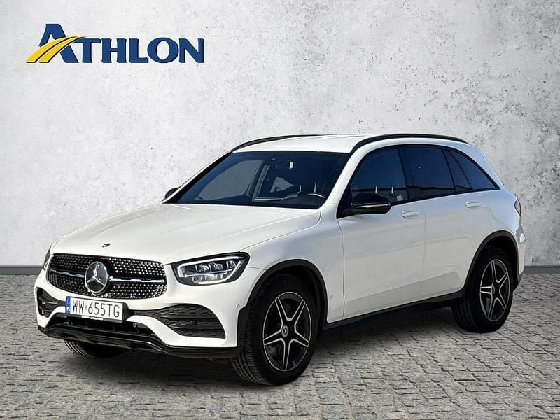 Biały Używany 2022 Mercedes GLC200 SUV | 189 300 zł (Uczciwa cena) - Obraz 1/4
