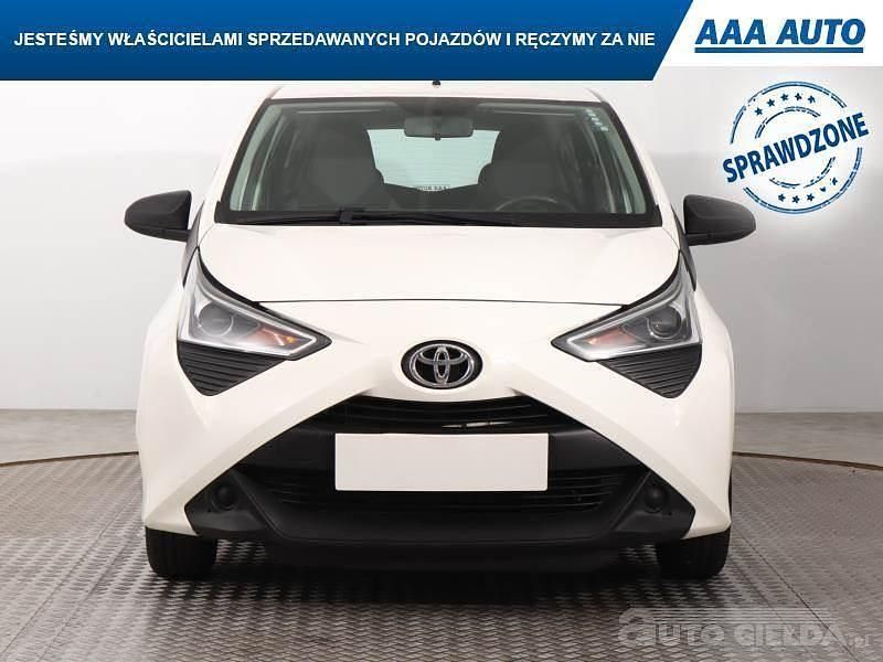 Używany Toyota Aygo 2018 Biały Hatchback