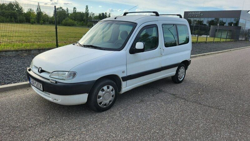 Biały Używany 2000 Peugeot Partner Minivan | 3700 zł - Obraz 1/4