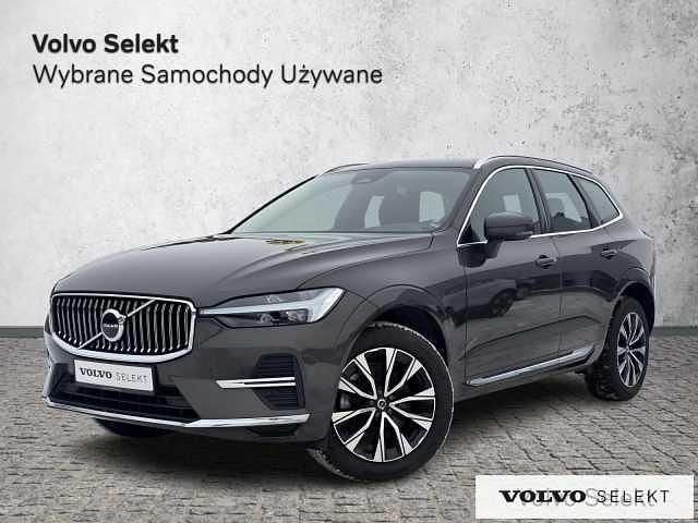 Używany Volvo XC60 197 KM (144 kW) 2023 Szary SUV