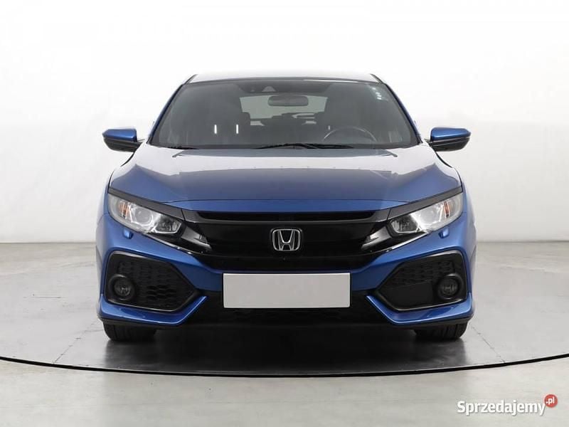 Używany Honda Civic 2018 Niebieski Hatchback