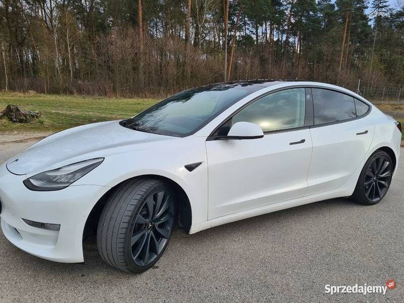 Używany 2018 Tesla Model 3 Long Range Sedan/Limuzyna | 89 000 zł - Obraz 1/4