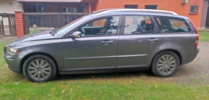 Używany Volvo V50 136 KM (100 kW) 2005 Inny kolor Kombi