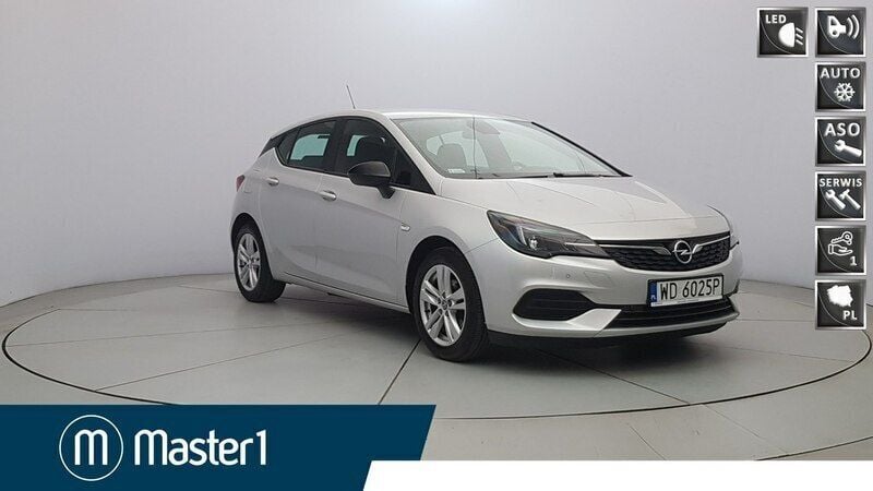 Srebrny Używany 2021 Opel Astra Edition Hatchback | 39 700 zł (Dobra cena) - Obraz 1/4