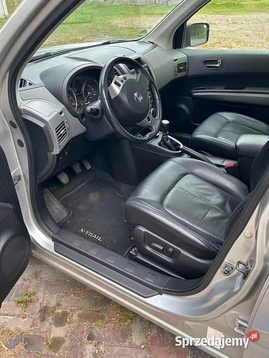 Srebrny Używany 2007 Nissan X-Trail SUV | 25 900 zł (Drogi) - Obraz 1/4