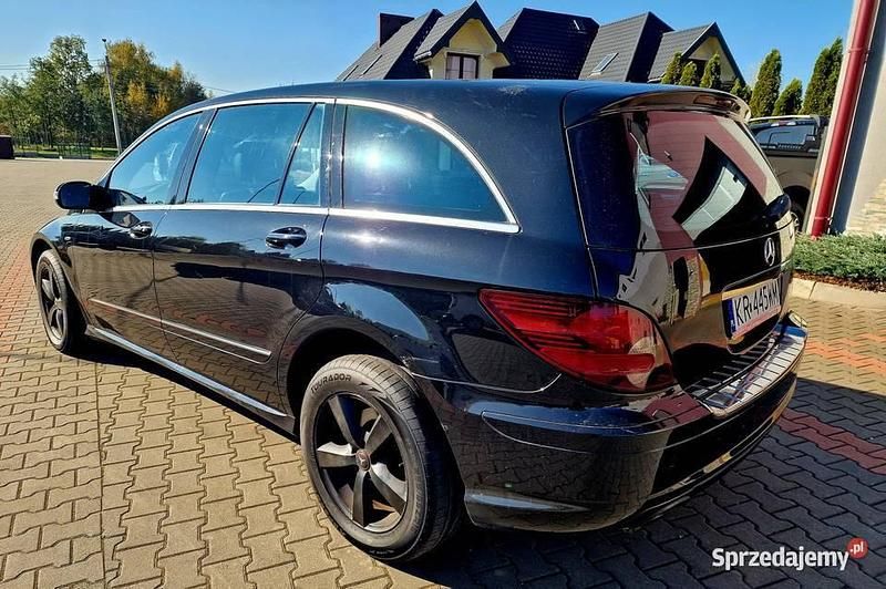 Używany 2010 Mercedes R350 Minivan | 25 500 zł - Obraz 1/4