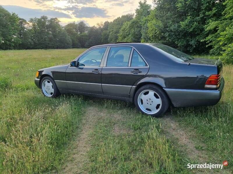 Używany Mercedes 300 1992 Sedan/Limuzyna
