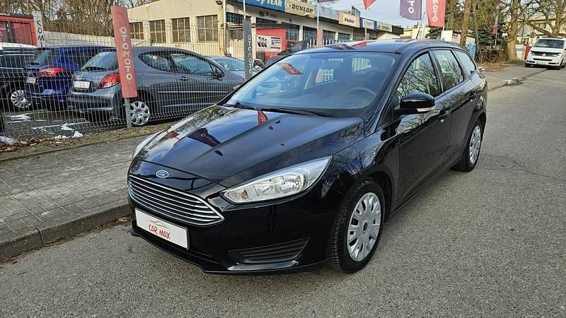 Używany Ford Focus 101 KM (74 kW) 2016 Czarny Kombi