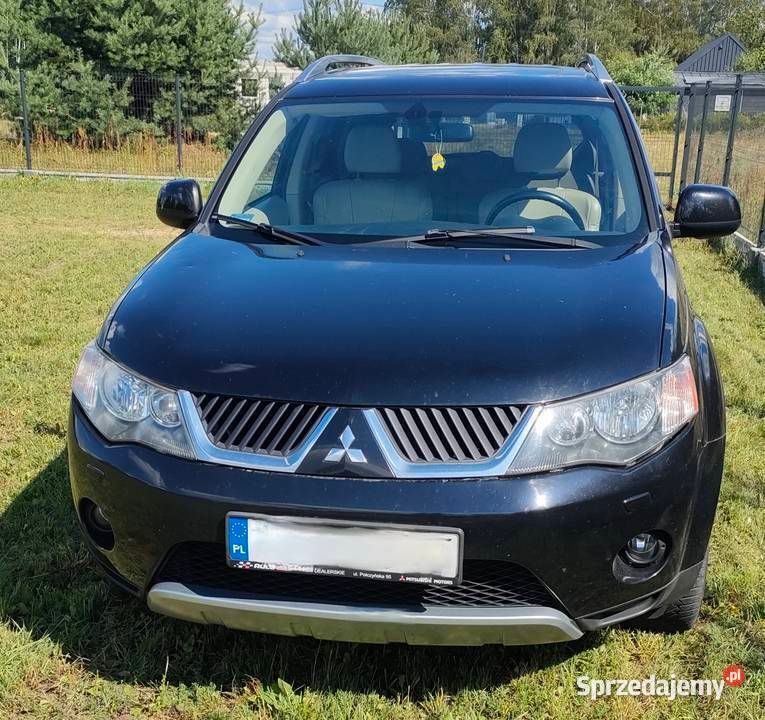 Czarny Używany 2009 Mitsubishi Outlander SUV | 31 490 zł (Drogi) - Obraz 1/4