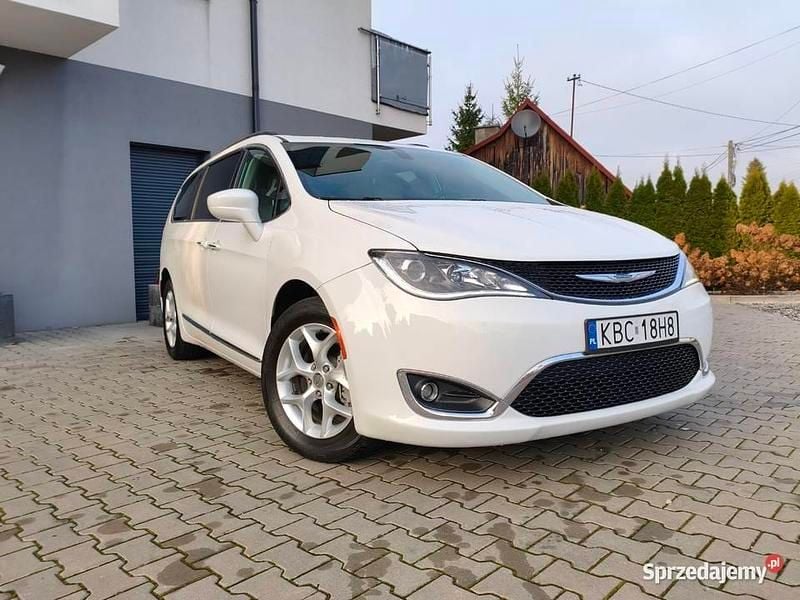 Biały Używany 2017 Chrysler Pacifica SUV | 85 000 zł (Drogi) - Obraz 1/4