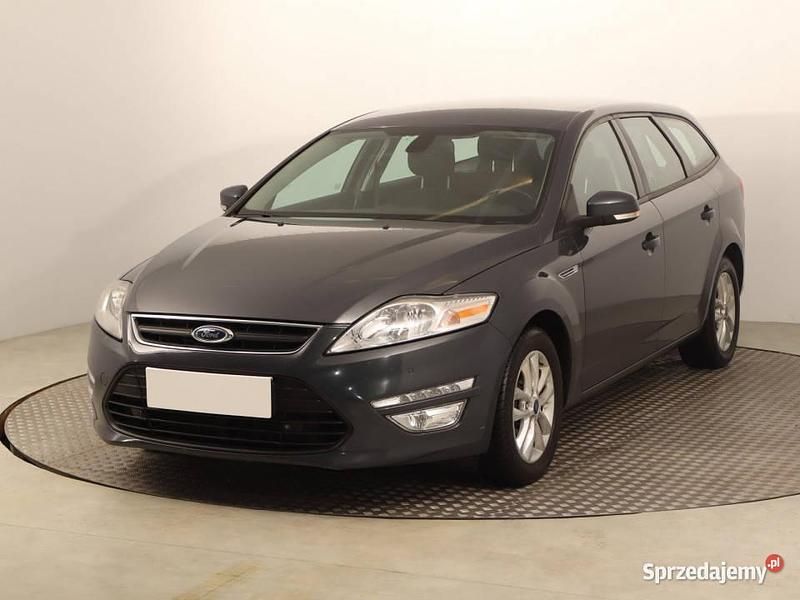 Używany Ford Mondeo 140 KM (102 kW) 2013 Szary Kombi