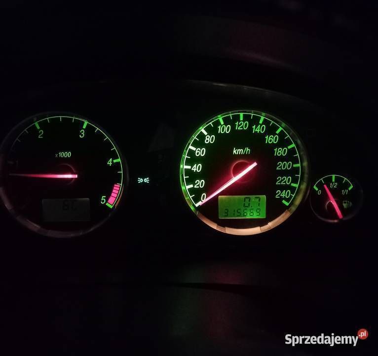 Używany Ford Mondeo 2002 Brązowy Hatchback