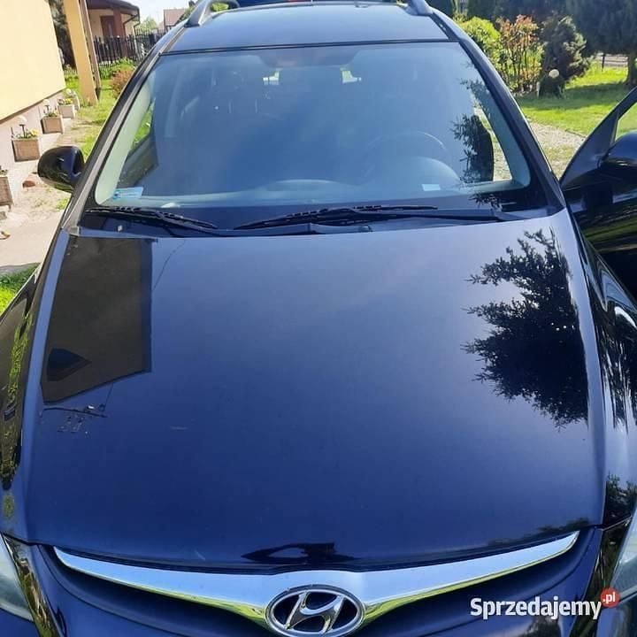 Używany Hyundai i30 2011 Czarny Kombi