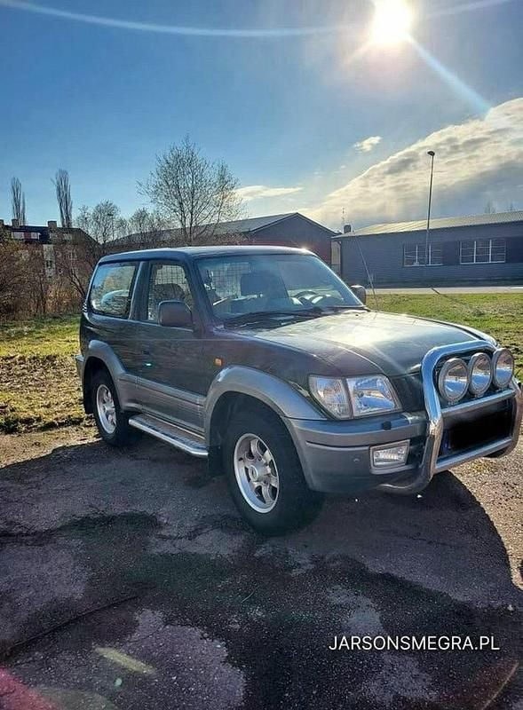 Używany Toyota Land Cruiser 163 KM (119 kW) 2001 Zielony SUV