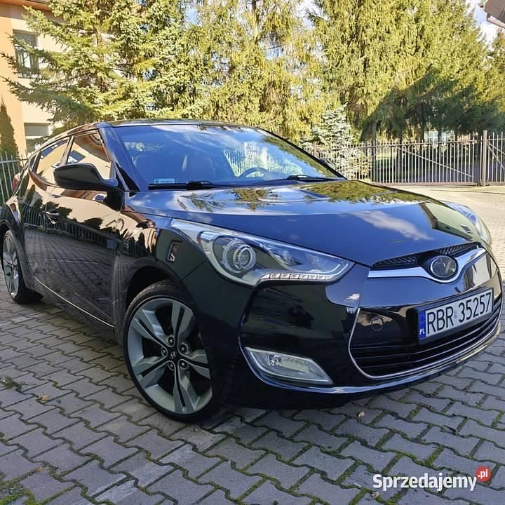 Czarny Używany 2011 Hyundai Veloster Premium Hatchback | 28 500 zł - Obraz 1/4