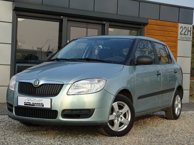 Niebieski Używany 2009 Skoda Fabia Hatchback | 11 900 zł (Uczciwa cena) - Obraz 1/4