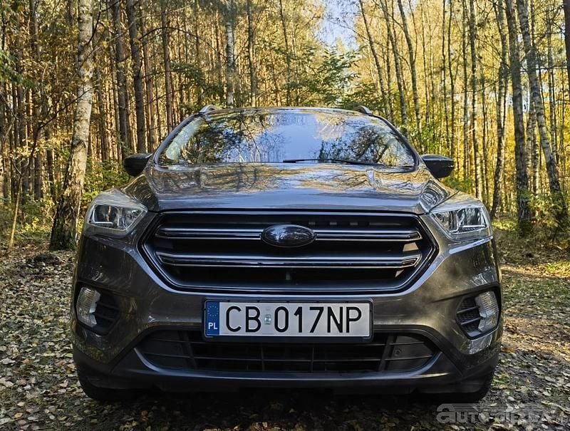 Używany Ford Kuga 120 KM (88 kW) 2019 Szary metalik SUV