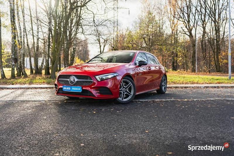 Czerwony Używany 2018 Mercedes A250 Hatchback | 102 999 zł - Obraz 1/4