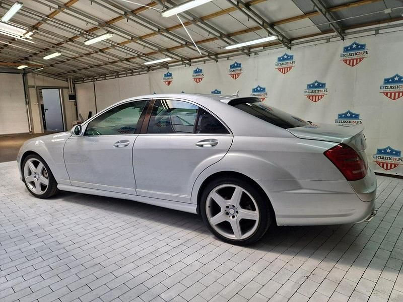 Srebrny Używany 2005 Mercedes S320 AMG Sedan/Limuzyna | 22 800 zł - Obraz 1/4