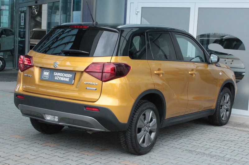 Używany 2023 Suzuki Vitara SUV | 102 900 zł (Drogi) - Obraz 1/3