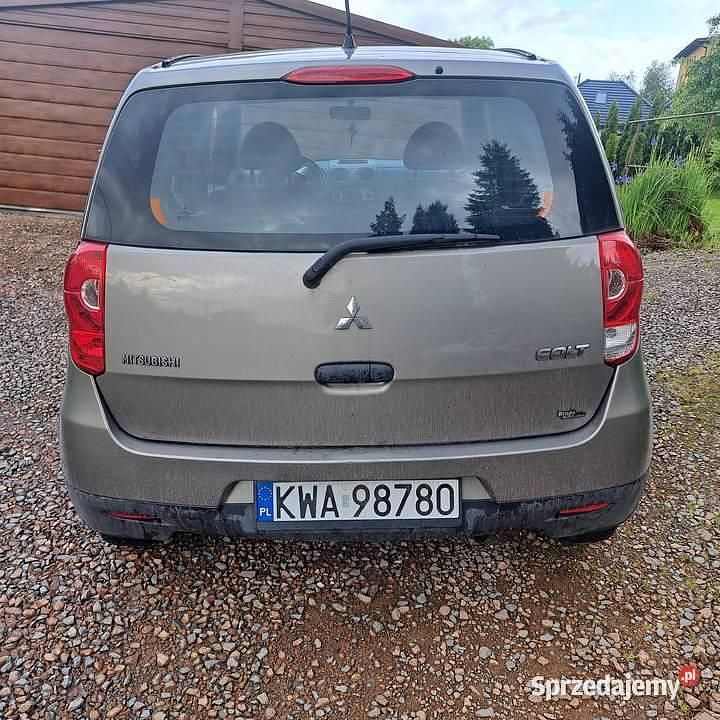 Używany Mitsubishi Colt 2009 Hatchback
