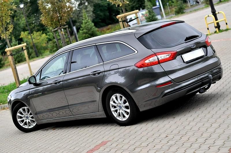 Używany Ford Mondeo 120 KM (88 kW) 2015 Szary (metalik) Kombi