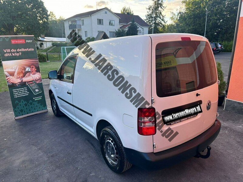 Używany VW Caddy 102 KM (75 kW) 2012 Biały Minivan