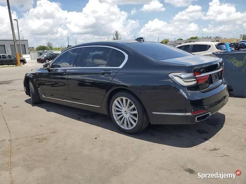 Czarny Używany 2015 BMW 740 Sedan/Limuzyna | 64 000 zł - Obraz 1/4