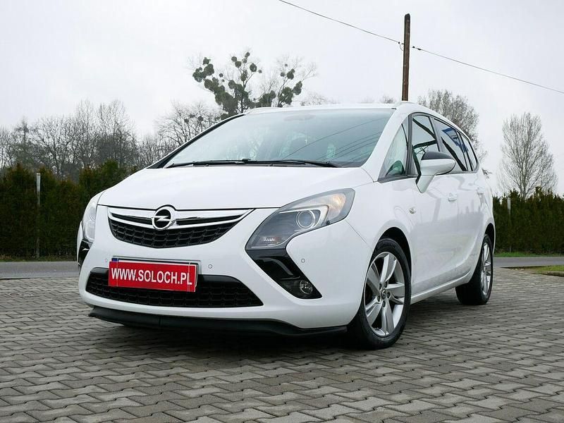 Biały Używany 2015 Opel Zafira Minivan | 35 900 zł - Obraz 1/4