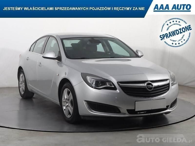 Srebrny Używany 2017 Opel Insignia | 35 999 zł (Dobra cena) - Obraz 1/4