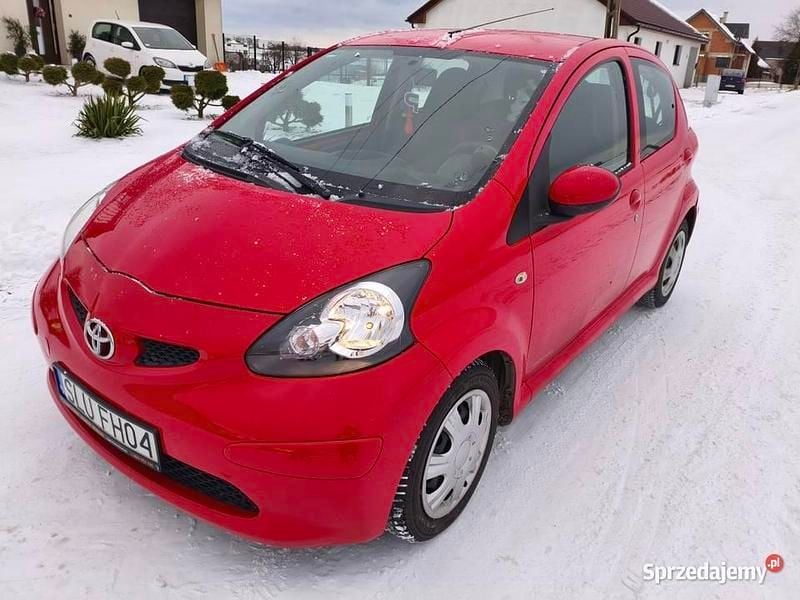 Czerwony Używany 2007 Toyota Aygo Hatchback | 7900 zł (Uczciwa cena) - Obraz 1/4