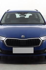 Używany Skoda Octavia 110 KM (80 kW) 2022 Niebieski Kombi