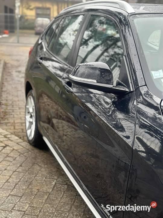 Używany BMW X1 2012 Czarny SUV