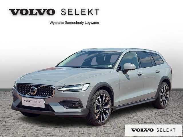 Szary Używany 2024 Volvo V60 CC Kombi | 210 000 zł (Uczciwa cena) - Obraz 1/3