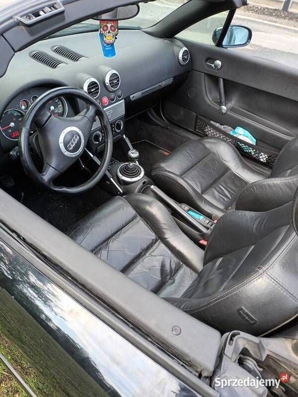 Używany Audi TT Roadster 2001 Kabriolet