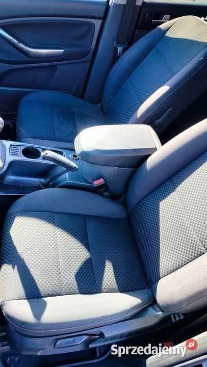 Czarny Używany 2008 Ford Focus Hatchback | 7500 zł (Uczciwa cena) - Obraz 1/4