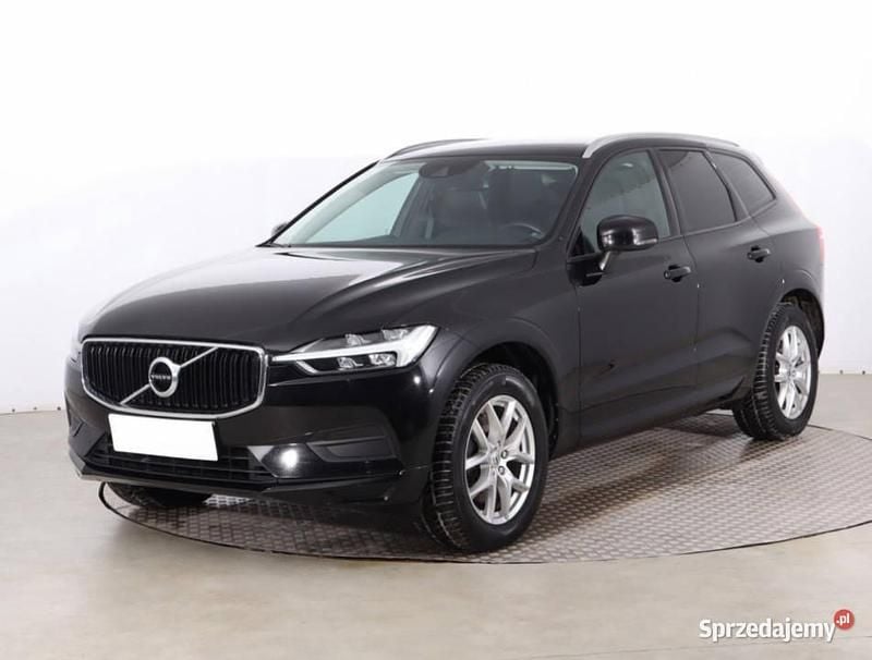Używany Volvo XC60 190 KM (139 kW) 2019 Czarny SUV