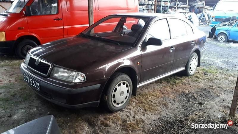 Brązowy Używany 1998 Skoda Octavia Hatchback | 1000 zł (Super Cena) - Obraz 1/4