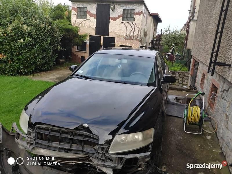 Czarny Używany 2006 Audi A6 Sedan/Limuzyna | 8000 zł - Obraz 1/4