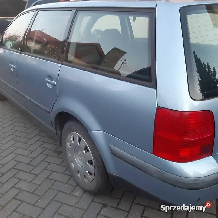 Używany 1998 VW Passat Kombi | 1500 zł (Dobra cena) - Obraz 1/4