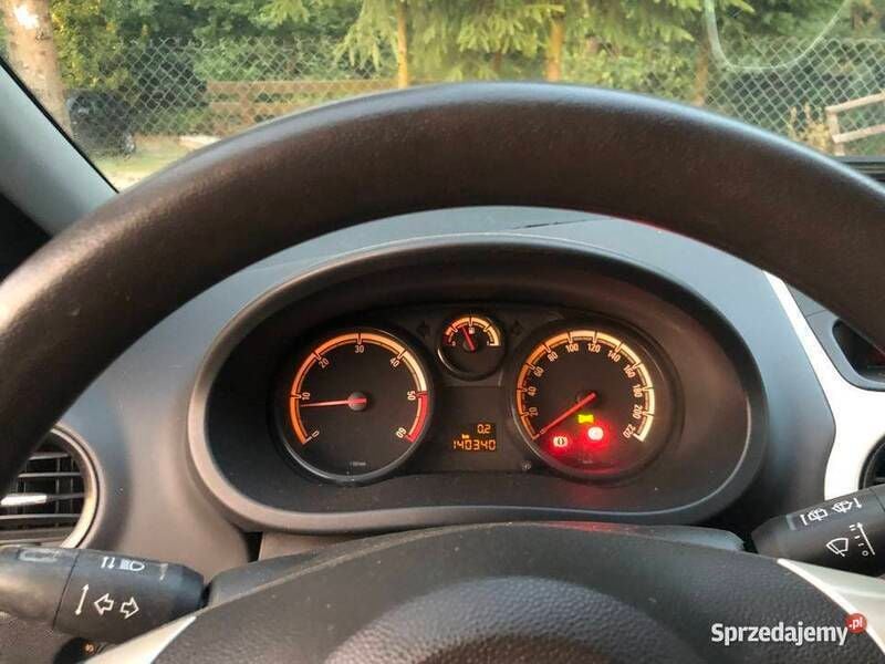 Używany Opel Corsa 75 KM (55 kW) 2007 Hatchback