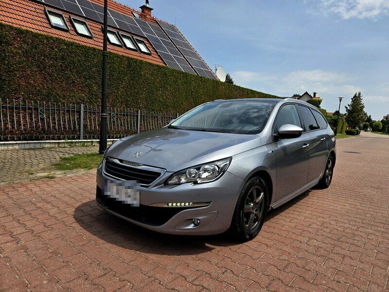 Szary (metalik) Używany 2016 Peugeot 308 Kombi | 26 900 zł (Dobra cena) - Obraz 1/4