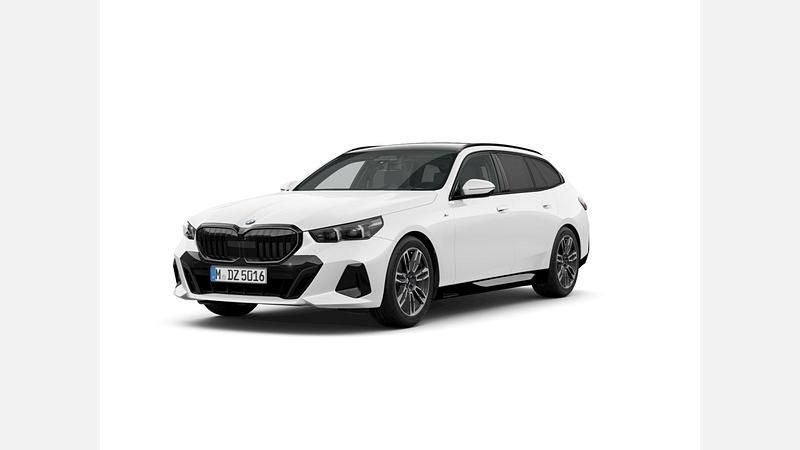 Biel alpejska Używany 2024 BMW 520 Comfort Edition Kombi | 259 900 zł (Dość drogi) - Obraz 1/3
